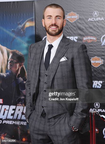 Actor Chris Evans arrives at the Los Angeles Premiere of "The Avengers" at the El Capitan Theatre on April 11, 2012 in Hollywood, California.