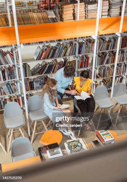 Library Gathering 2,104 Librarians Group Stock Photos, High-Res Pictures, and Images ...