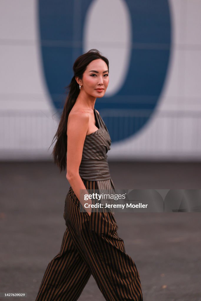 Street Style - September 2022 - New York Fashion Week