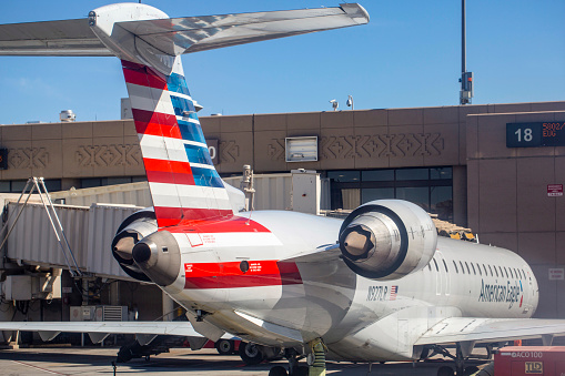 American Eagle Bombardier CRJ-900ER Aircraft N927LR at PHX Airport