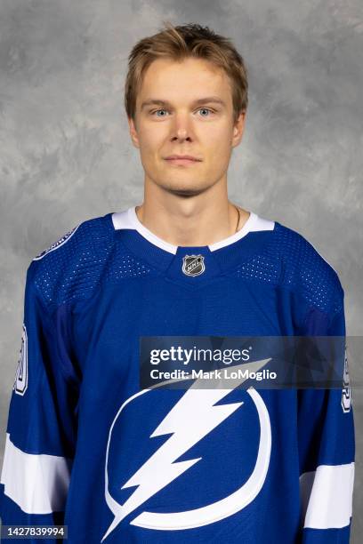 Vladislav Namestnikov Headshot Photos and Premium High Res Pictures