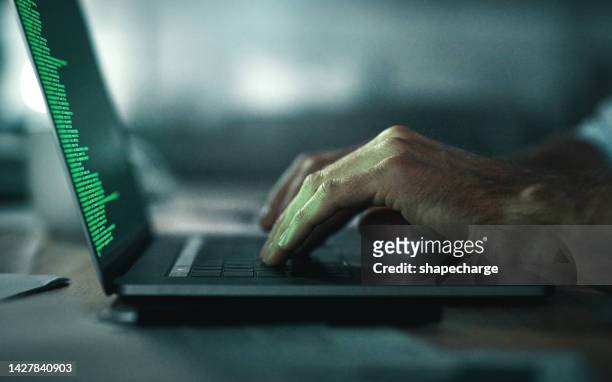 hands on laptop of software coding developer, cybersecurity programmer or hacker with website 404 glitch code. future digital transformation and information technology person programming pc database - 404 error stockfoto's en -beelden