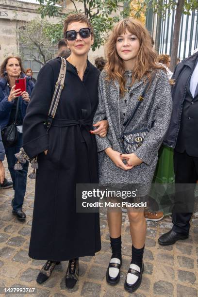 Maggie Gyllenhaal and daughter Ramona Sarsgaard arrive to attend the DIOR fashion show as part of the PFW on September 27, 2022 in Paris, France.