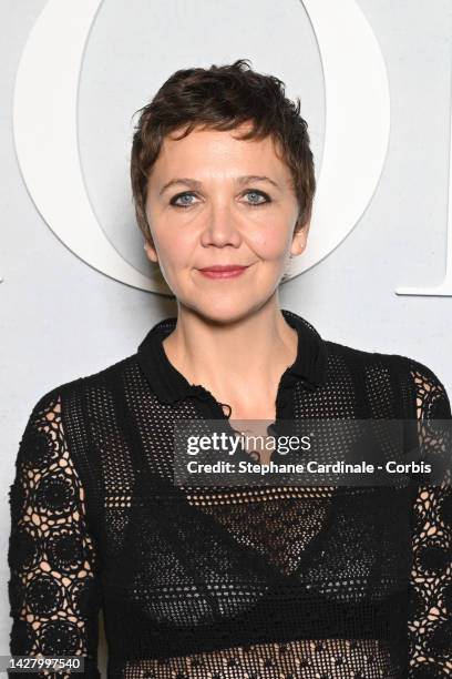 Maggie Gyllenhaal attends the Christian Dior Womenswear Spring/Summer 2023 show as part of Paris Fashion Week on September 27, 2022 in Paris, France.