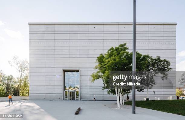 musée bauhaus, weimar, allemagne - bauhaus photos et images de collection