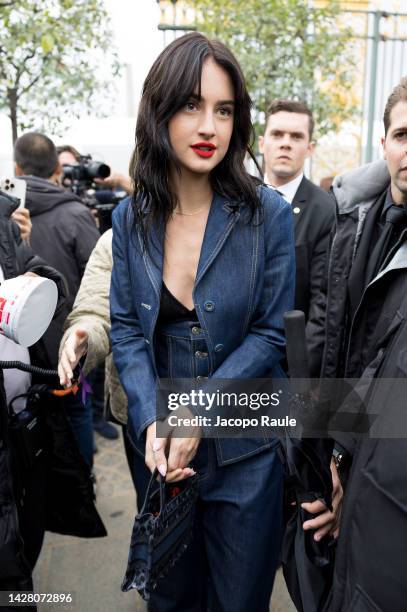 Grace Van Patten attends the Christian Dior Womenswear Spring/Summer 2023 show as part of Paris Fashion Week on September 27, 2022 in Paris, France.