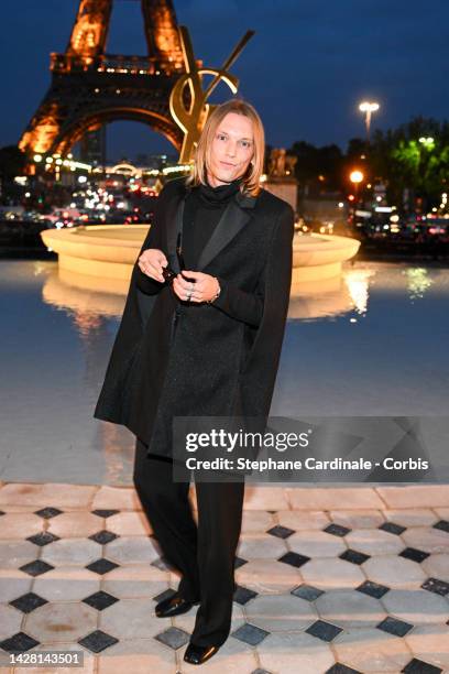 Jamie Campbell Bower attends the Saint Laurent Womenswear Spring/Summer 2023 show as part of Paris Fashion Week on September 27, 2022 in Paris,...