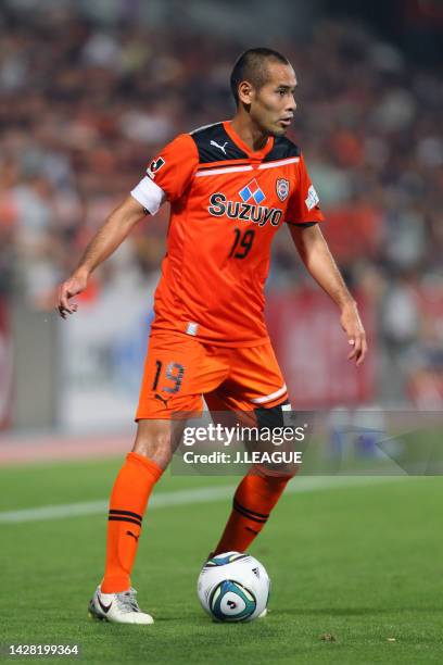 Naohiro Takahara of Shimizu S-Pulse in action during the J.League J1 match between Shimizu S-Pulse and Kawasaki Frontale at Outsourcing Stadium...