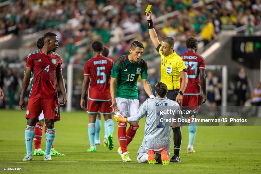 Colombia v Mexico