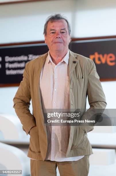 Actor Danny Huston presents 'Marlowe' at the San Sebastian Film Festival with actress Diane Kruger and fellow actor Liam Neeson, on September 23 in...