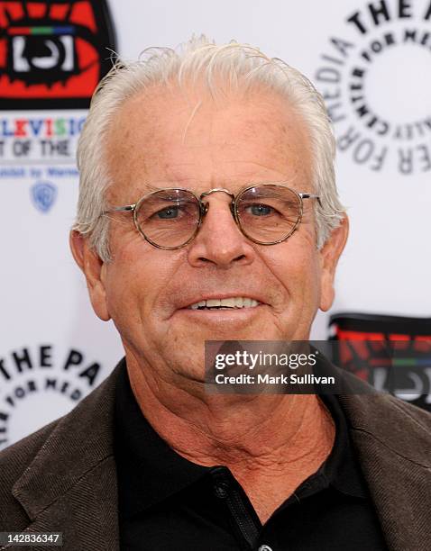 830 William Devane Photos & High Res Pictures - Getty Images