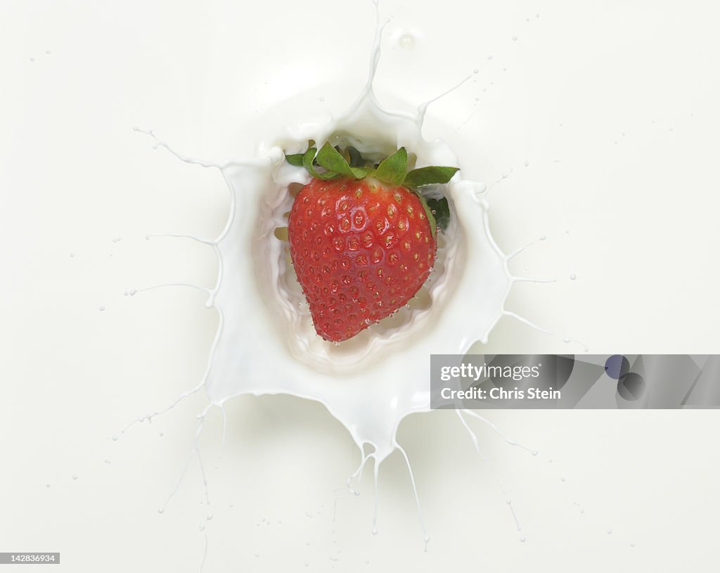 Strawberry Milk Splash