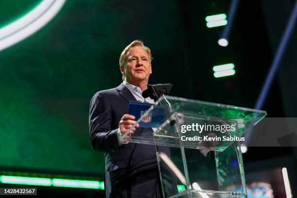 Commissioner Roger Goodell of the NFL announces the New York Jets pick during round one of the 2022 NFL Draft on April 28, 2022 in Las Vegas, Nevada.