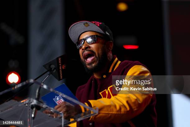 Santana Moss presents during round two of the 2022 NFL Draft on April 28, 2022 in Las Vegas, Nevada.