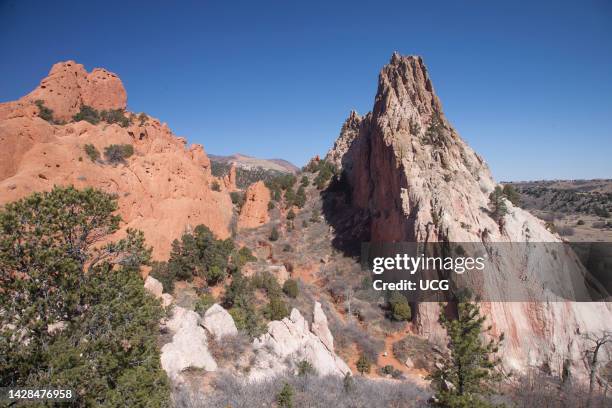 Colorado, Garden of the Gods Park, Lyons sandstone, towering tectonics.