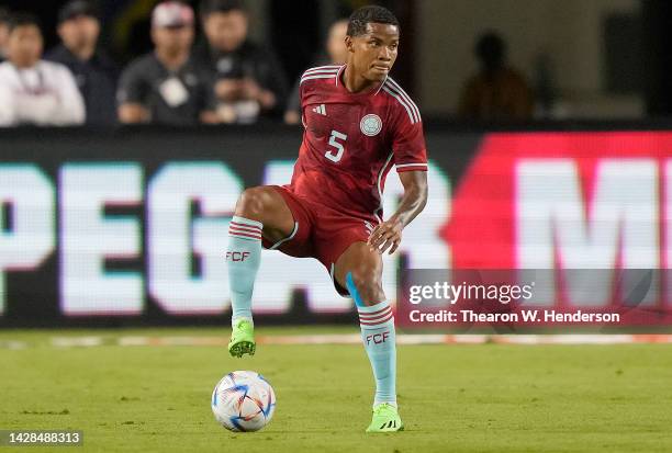 Wilmar Barrios of Columbia dribbles the ball against Mexico in the first half of the Mextour Send Off at Levi's Stadium on September 27, 2022 in...