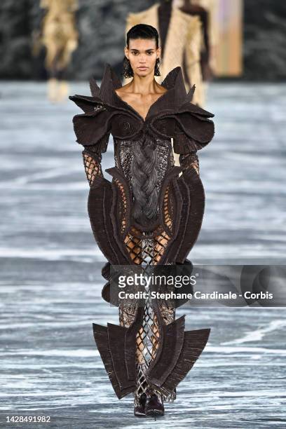 Model walks the runway during the Balmain Womenswear Spring/Summer 2023 show as part of the Balmain Festival V03 during the Paris Fashion Week on...