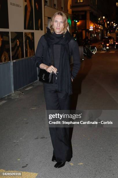 Jamie Campbell Bower attends the Saint Laurent Rive Droite x Sushi Park : Opening Night as part of Paris Fashion Week on September 28, 2022 in Paris,...