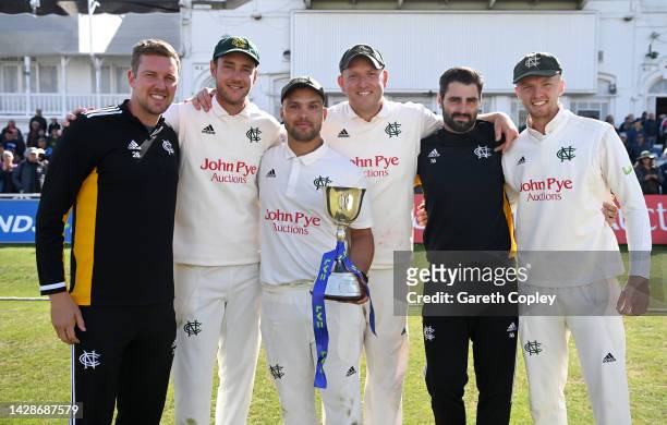 Nottinghamshire bowlers Dane Paterson, Stuart Broad, Luke Fletcher, Zak Chappell, Jake Ball and Brett Hutton celebrate with the LV= Insurance County...