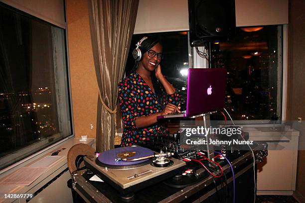 Dj Reborn Photos and Premium High Res Pictures - Getty Images