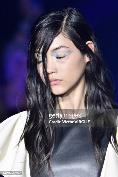 Model walks the runway during the Chloe Ready to Wear Spring/Summer 2023 fashion show as part of the Paris Fashion Week on September 29, 2022 in...