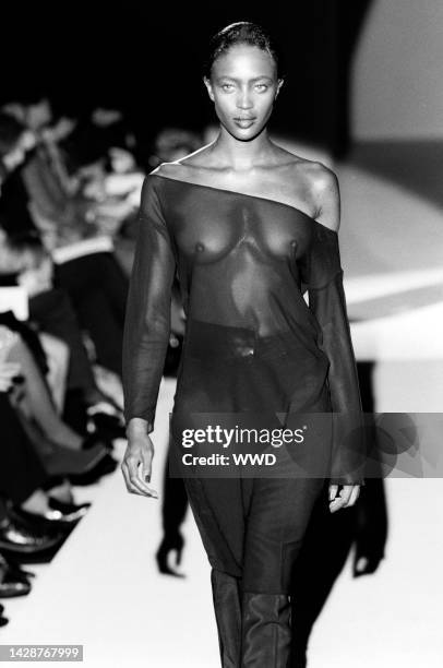 Model Naomi Campbell Designed by Tom Ford