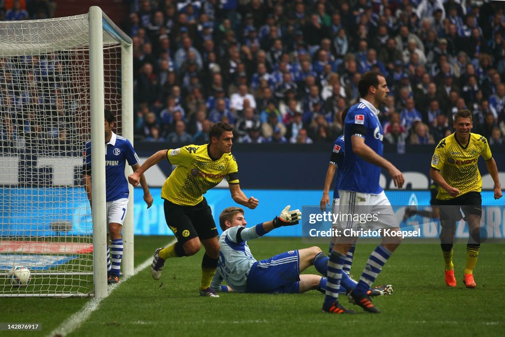 FC Schalke 04 v Borussia Dortmund  - Bundesliga