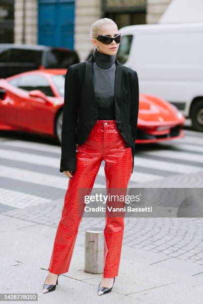 Caroline Daur poses wearing Chloe after the Chloe show in Place Vendome during Paris Fashion Week - Womenswear Spring/Summer 2023 on September 29,...