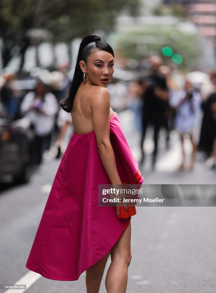 Street Style - September 2022 - New York Fashion Week