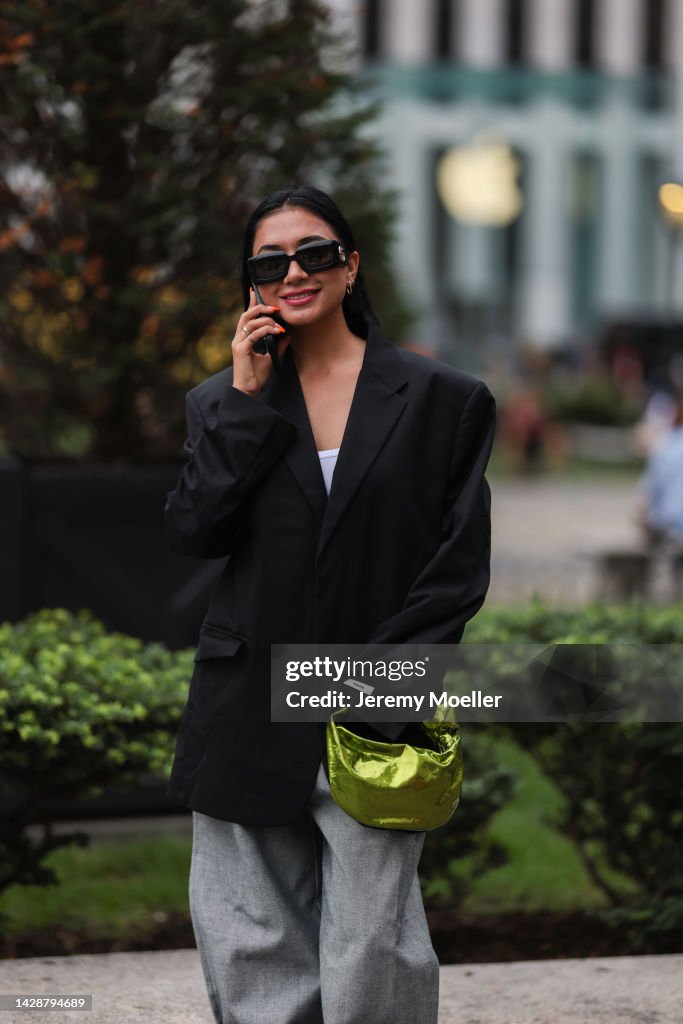 Street Style - September 2022 - New York Fashion Week