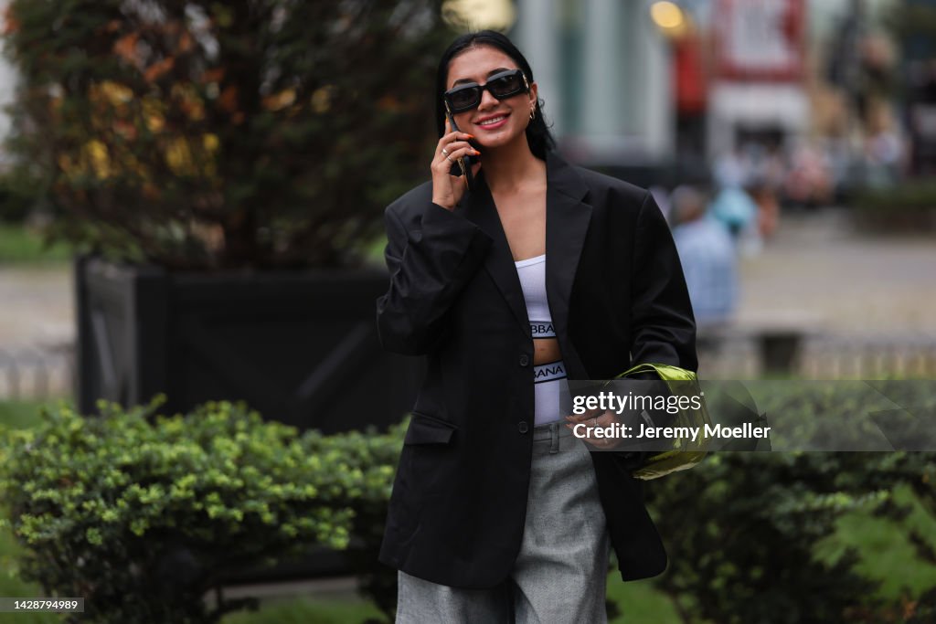 Street Style - September 2022 - New York Fashion Week
