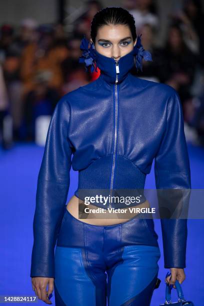 Model walks the runway during the Off White Ready to Wear Spring/Summer 2023 fashion show as part of the Paris Fashion Week on September 29, 2022 in...