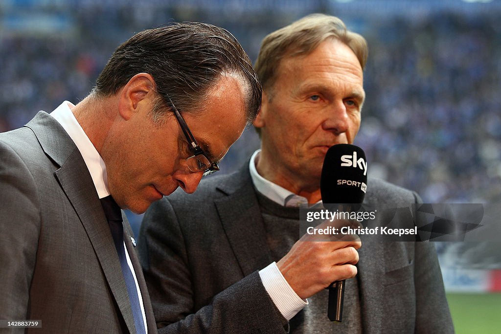 FC Schalke 04 v Borussia Dortmund - Bundesliga