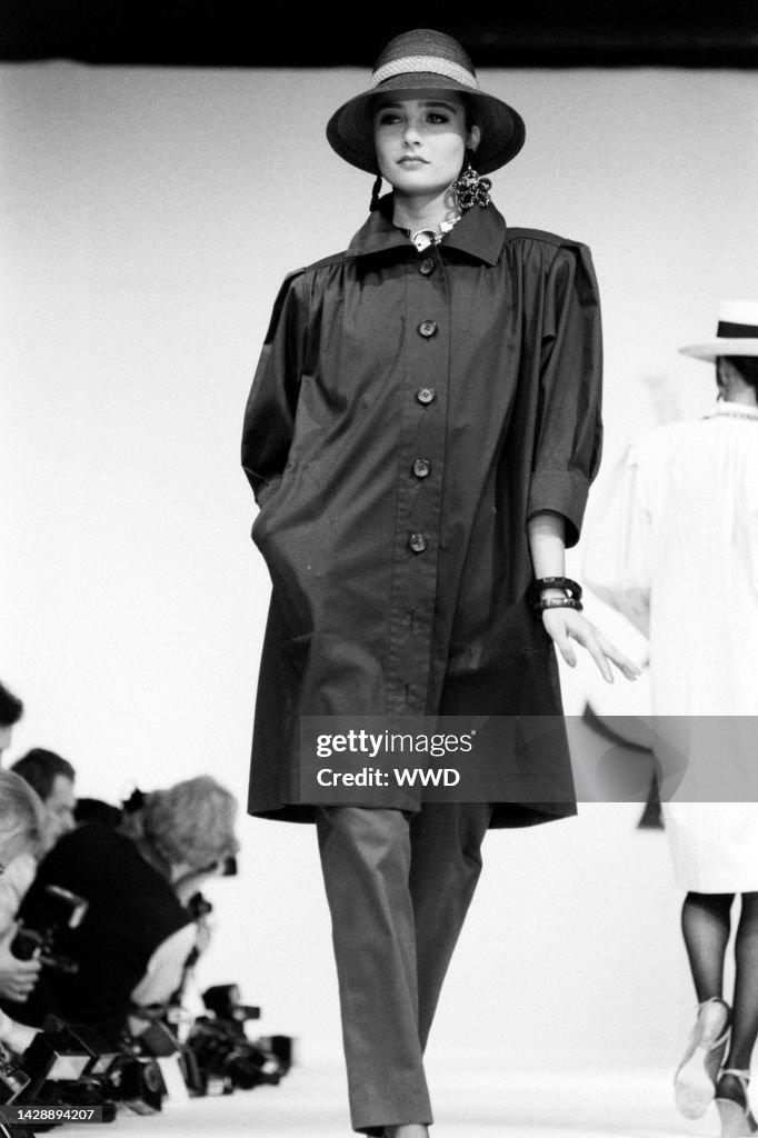 Rive Gauche by Yves Saint Laurent Spring 1984 Ready to Wear Runway ...