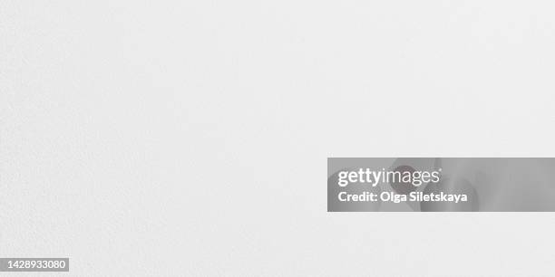 white abstract textured background - papers photos et images de collection