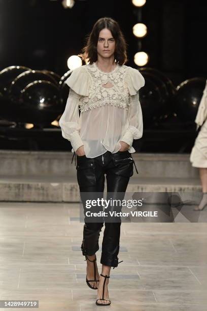 Model walks the runway during the Isabel Marant Ready to Wear Spring/Summer 2023 fashion show as part of the Paris Fashion Week on September 29, 2022...