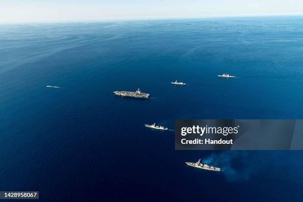 South Korea, Japan and US Navies Hold Trilateral Anti-submarine Exercise South Korea, Japan and US Navies Hold Trilateral Anti-submarine Exercise