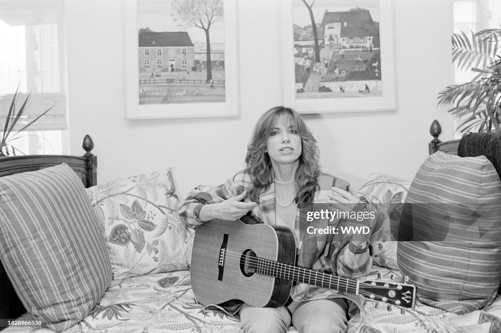 Portraits of Carly Simon