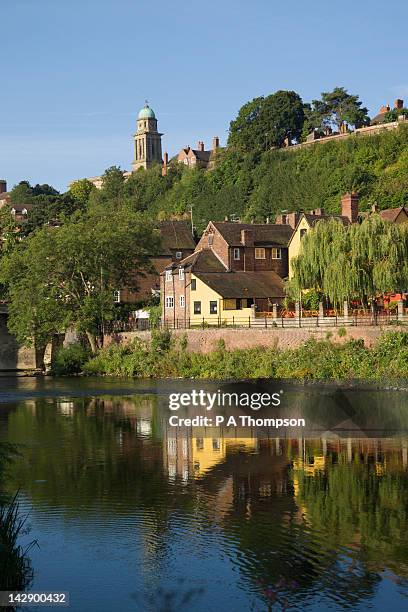 river severn, high town, bridgnorth, shropshire, england - severn river stock pictures, royalty-free photos & images