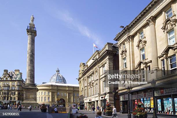 greys monument, newcastle on tyne, tyne and wear, england - newcastle upon tyne stock pictures, royalty-free photos & images