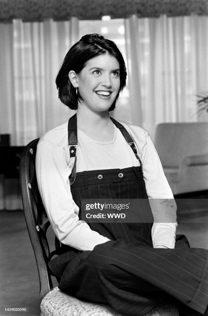 Phoebe Cates Poses For Portraits In July Of 1994. News Photo - Getty Images