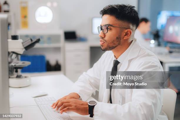Phd Computer Lab 288 Chemistry Phd Stock Photos, High-Res Pictures, and Images - Getty ...