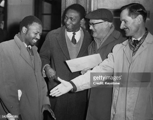 South African politician Tennyson Makiwane , Nigerian politician Alao Aka-Bashorun , British politician Fenner Brockway , and British trade unionist...