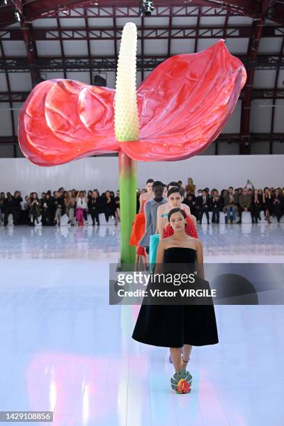 Model walks the runway during the Loewe Ready to Wear Spring/Summer 2023 fashion show as part of the Paris Fashion Week on September 30, 2022 in...