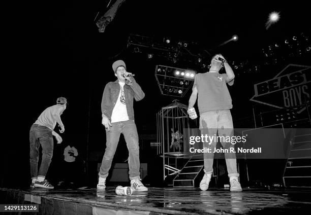 Ad Rock Rapping 2,905 Ad Rock Photos & High Res Pictures - Getty Images