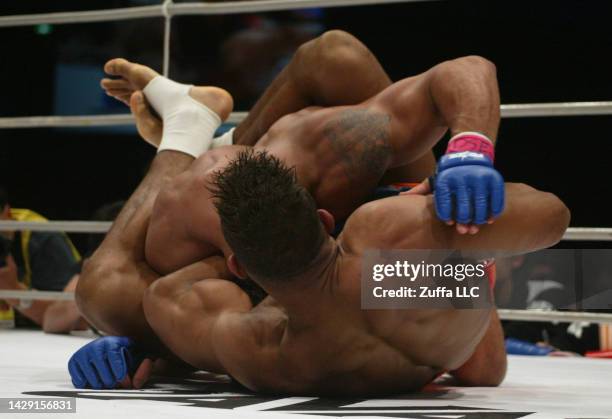 Alistair Overeem defeats Vitor Belfort inside Osaka Dome on April 23, 2005 in Osaka, Japan.