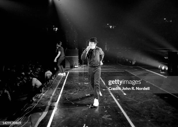 American rapper Darryl "DMC" McDaniels and rapper, producer, DJ and television personality Joseph "Run" Simmons, of the American hip hop group...