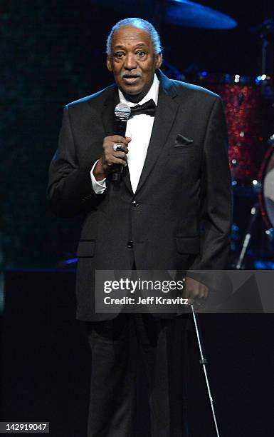 Inductees of the The Groups and The Bands pose on stage at the 27th Annual Rock And Roll Hall Of Fame Induction Ceremony at Public Hall on April 14,...