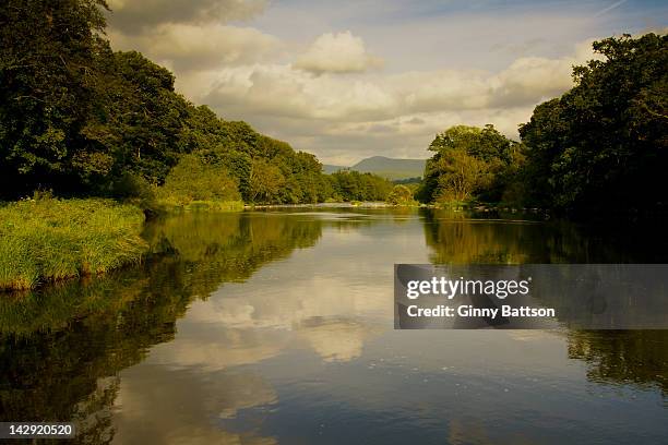 river wye - powys ストックフォトと画像