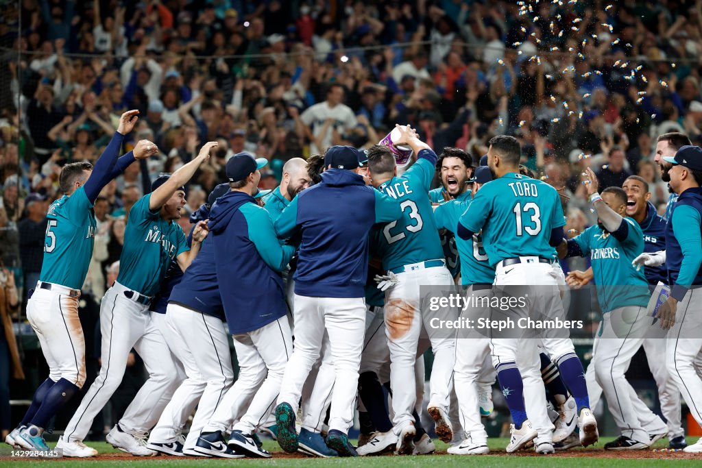Oakland Athletics v Seattle Mariners